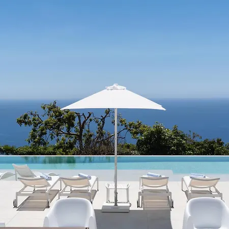 Exceptional Luxury In Madeira Bellissima Villa *