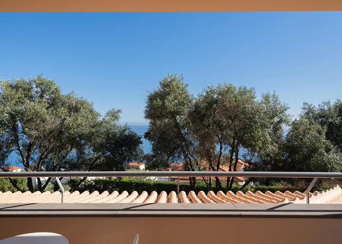 Exceptional Luxury In Madeira Bellissima Villa Estreito Da Calheta