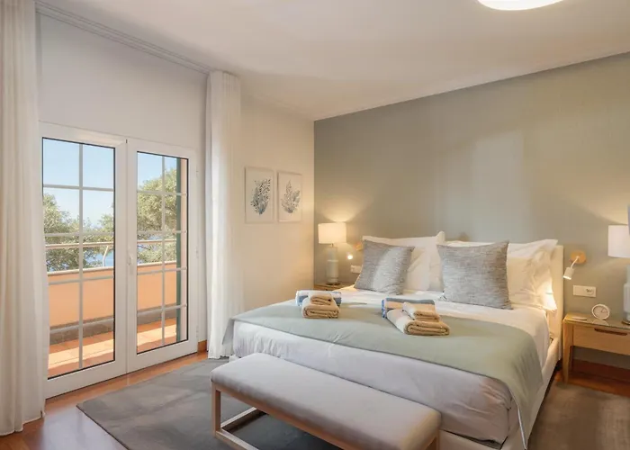 Villa Exceptional Luxury In Madeira Bellissima